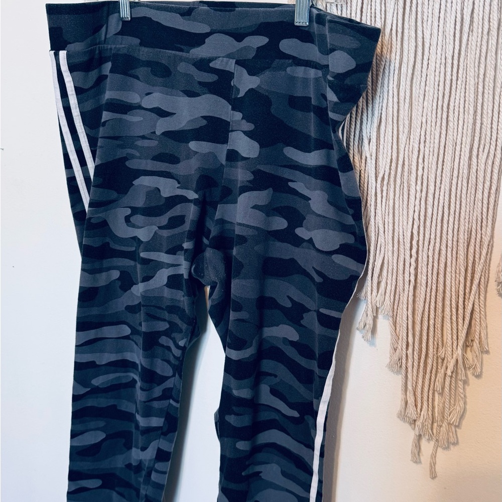 Torrid Black and Gray Camouflage Kids Leggings